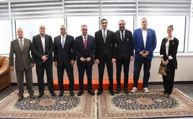 وزير الشباب والرياضة يستقبل مجلس ادارة اتحاد السلة ويشيد بخطة تطوير اللعبة  