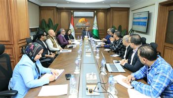 محافظ الجيزة يتابع مشروعات المنيرة الغربية.. وتوجيهات بتسريع إنشاء السوق الحضاري بالبراجيل