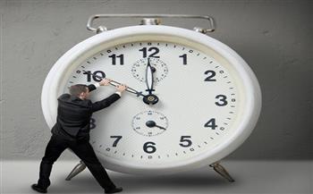 متى ستقدم الساعة؟.. تعرف على موعد التوقيت الصيفي 