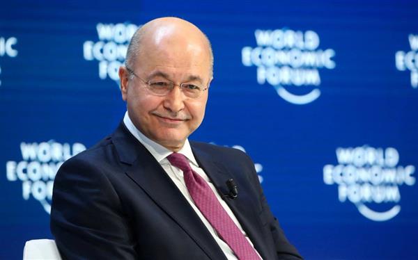 "مفوض اللاجئين": خُمس سكان لبنان "نازحون".. والحرب خلفت دماراً يتجاوز قدرات الدولة 