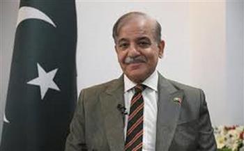 رئيس الوزراء الباكستاني يصل إلى السعودية