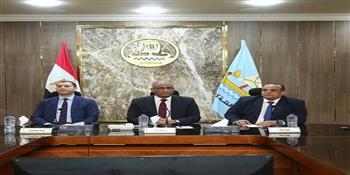  محافظ كفرالشيخ يناقش الملفات الخدمية والتنموية مع أعضاء مجلسي النواب والشيوخ