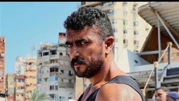 بصورة من الكواليس.. أحمد العوضي يروج لفيلمه الجديد «شمشون ودليلة»