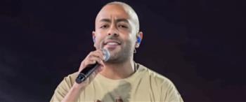 تامر عاشور يمازح أحمد سعد بسبب «الألبوم الحزين»