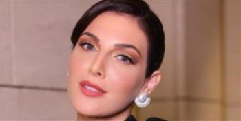 رزان جمال بإطلالة كلاسيكية تعود إلى القرن الـ 19 ...تفاصيل