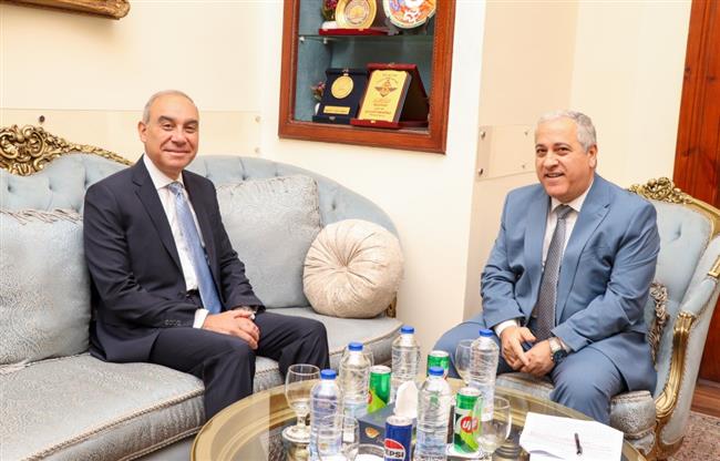 الهيئة الوطنية للصحافة و"الاستعلامات" تبحثان دعم الرسالة الإعلامية للدولة