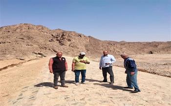 محافظ البحر الأحمر يوجه بمتابعة منظومة الحماية من مخاطر السيول بسفاجا 