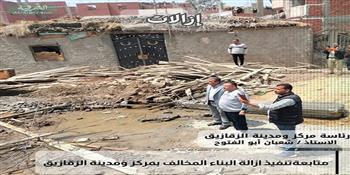 محافظ الشرقية: استمرار تنفيذ الحملات اليومية لإزالة تعديات البناء وتطبيق القانون علي الجميع