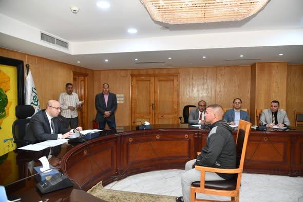 محافظ الفيوم يوجه بتجهيز إحدى الفتيات غير القادرات من الأولى بالرعاية 