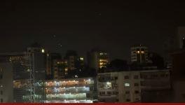 اللبنانيون يحتفلون في مدينة صيدا بدخول وقف إطلاق النار حيز التنفيذ