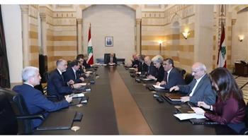 لبنان: اجتماع حكومي لبحث الوضع في الجنوب وعودة النازحين وتعزيز الخدمات