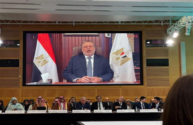 محافظ البنك المركزي: الجنيه المصري يستعيد 50% من مقدار تراجعه بدعم تحسن الموارد