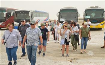 "بورسعيد وبورفؤاد في أبهى صورة".. المحافظة تستقبل سائحي الباخرة العالمية "AIDA STELLA" في جولة سياحية موسعة