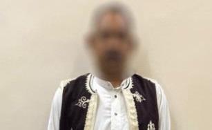 كشف ملابسات إساءة شخص لعدد من ضباط الشرطة والزعم بتلفيقهم القضايا له بالسويس وضبطه 