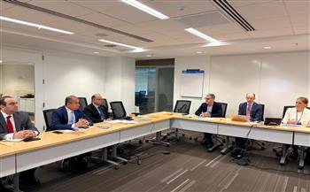 وزير الاستثمار يلتقي قيادات "أكسيون" و"كونا كابيتال" بواشنطن لتعزيز الاستثمارات في التكنولوجيا المالية 