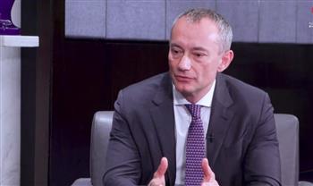 ملادينوف: اللجنة الوطنية الفلسطينية ليست حكومة لغزة ولا بديلًا عن السلطة الفلسطينية الشرعية