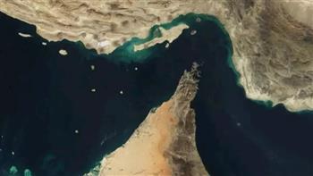 إيران تعيد فرض قيود على مضيق هرمز وتنتقد الحصار الأمريكي لموانيها 