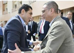 وزير الشباب والرياضة يلتقي محافظ الجيزة قبل بدء جولته التفقدية 