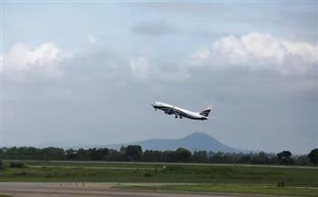 نيجيريا تحث شركات الطيران على التريث وتدعو لاجتماع طارئ لمواجهة أزمة أسعار الوقود