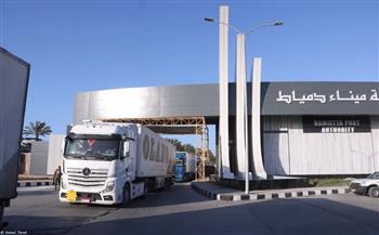 تداول 27 سفينة حاويات وبضائع عامة بميناء دمياط