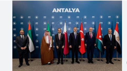 منتدى أنطاليا يركز على أزمات الشرق الأوسط وتحركات لخفض التصعيد الإقليمي 