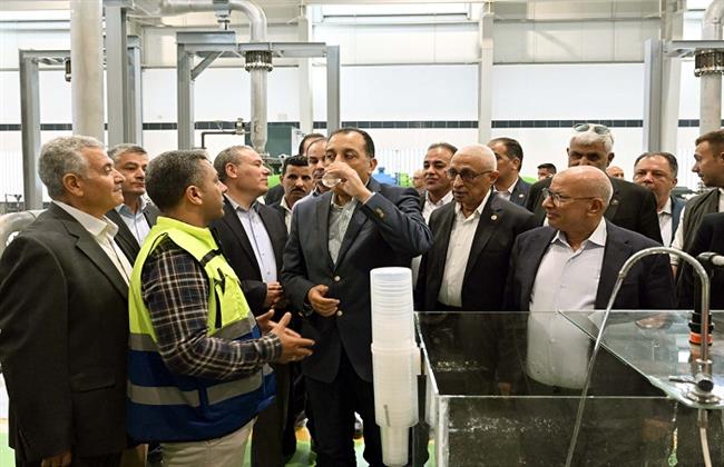 رئيس الوزراء: توجيهات رئاسية بالاهتمام بملف تحلية مياه البحر 