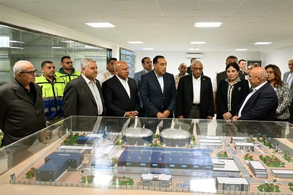 رئيس الوزراء: توجيهات رئاسية بالاهتمام بملف تحلية مياه البحر 