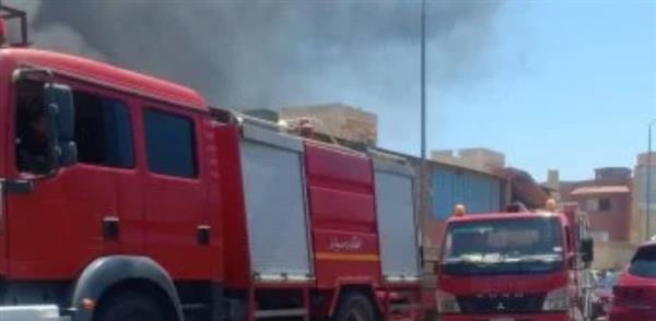 السيطرة على حريق مصنع غزل بالمحلة.. الحماية المدنية تنجح في عمليات التبريد 