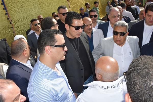 وزير الرياضة ومحافظ الدقهلية يتابعان أعمال تطوير نادي دكرنس| صور 