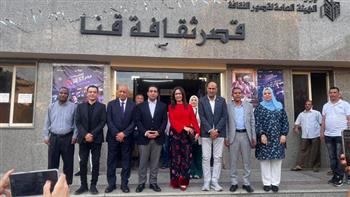 وزيرة الثقافة تتفقد قصر ثقافة قنا وتوجه بإنشاء تطبيق خاص بالفعاليات ومواعيدها