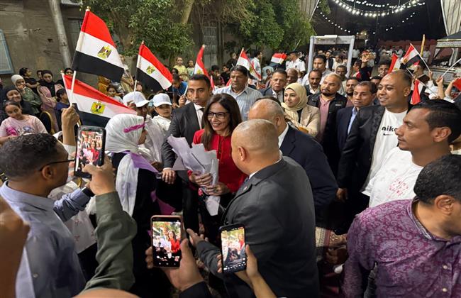 وزيرة الثقافة تشارك في احتفالية ليوم اليتيم بقنا