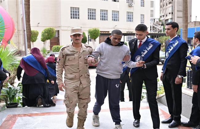 جامعة القاهرة تستضيف لجنة التجنيد والتعبئة بمنطقة الجيزة لإنهاء الموقف التجنيدي لطلابها من ذوي القدرات الخاصة
