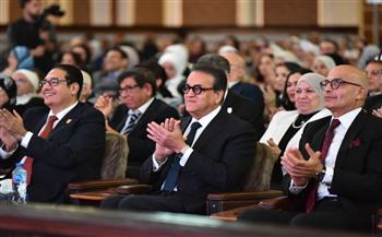 وزير الصحة يفتتح المؤتمر الدولي لطب الأسنان بجامعة القاهرة ويؤكد «صحة الفم ركيزة أساسية للصحة العامة»