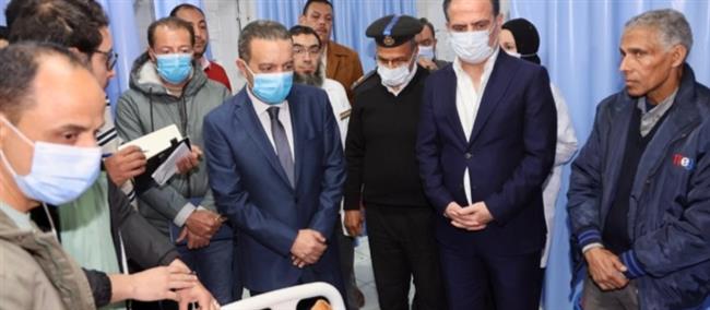 محافظ المنوفية يتفقد مصابي حادث السادات ويوجه برفع الطوارئ وتقديم الرعاية الطبية الكاملة