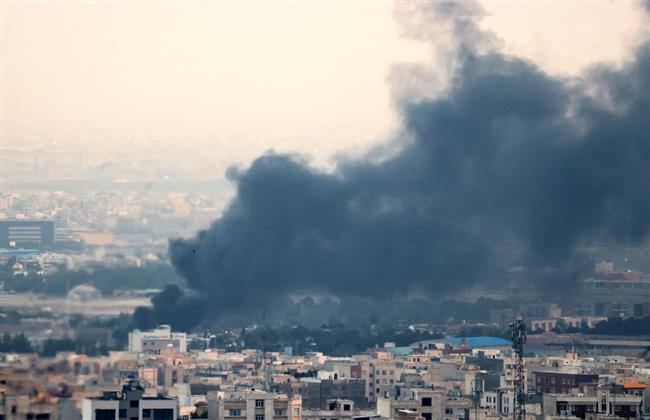 وكالة الأنباء الفرنسية: خروج أكبر مصنعين للصلب في إيران من الخدمة إثر غارات جوية