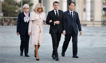 بعدما وصفها بـ"غير اللائقة".. ماكرون يرد على تصريحات ترامب عن زوجته