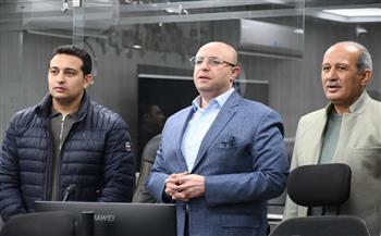 محافظ الفيوم يتابع الالتزام بمواعيد غلق المحال التجارية.. وجهود مواجهة تداعيات الطقس السيئ 