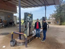 محافظ كفرالشيخ: ضبط 2000 لتر وقود بدسوق تم تجميعها بطرق غير مشروعة لبيعها بالسوق السوداء