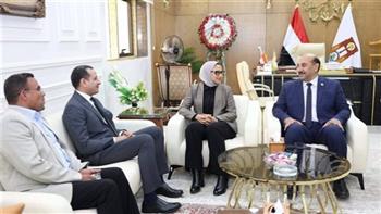 محافظ الوادي الجديد تبحث إنشاء معهدين للعلوم التجارية والتصنيع الغذائي