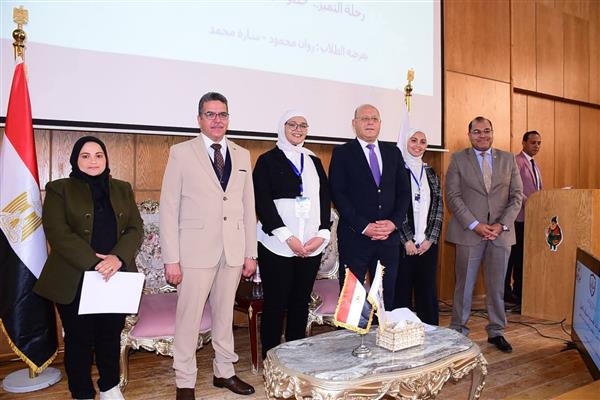 115 إنتاج علميً وابداعي في أول مؤتمر طلابي بجامعة سوهاج الأهلية 