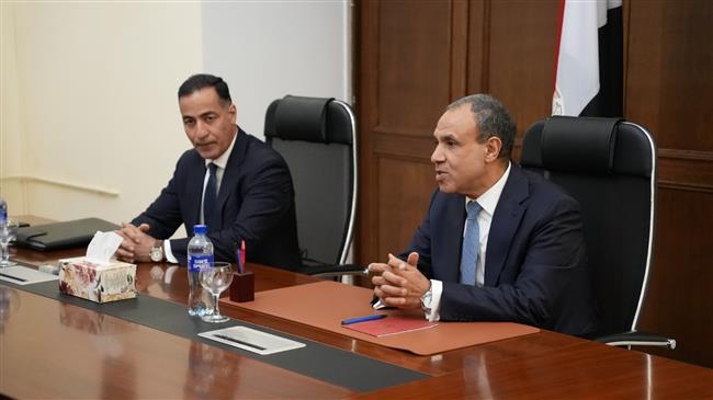 عبدالعاطي يؤكد التزام وزارة الخارجية بتقديم أقصى درجات الرعاية للمصريين بالخارج