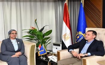 رئيسة القومي للمرأة تلتقي محافظ أسوان لبحث تعزيز دعم وتمكين المرأة