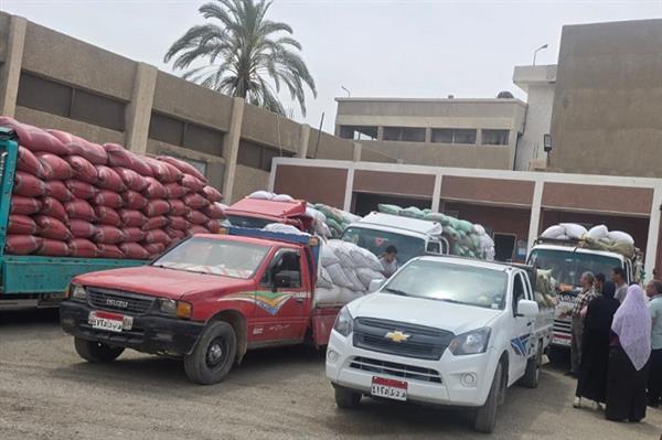 محافظ سوهاج: توريد 5801 طن قمح وتجهيز 15 موقعًا لاستقبال المحصول 