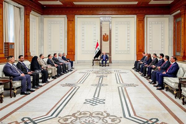 الرئيس العراقي يؤكد أهمية سن القوانين التى تلبي احتياجات المواطنين 