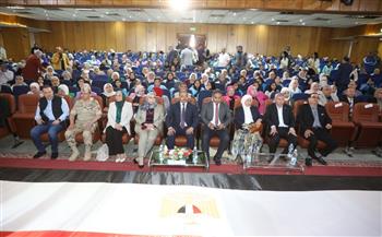 محافظ الشرقية يشهد إحتفالية تكريم المدارس المنتسبة لليونيسكو الفائزة بجائزة التميز التعليمي لعام ٢٠٢٦ 