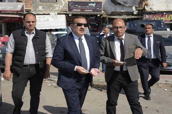 خلال جولته الميدانية.. محافظ بورسعيد يوجه برفع كافة المخلفات بمنطقة "أرض موقف دمياط القديم" بحي الزهور 