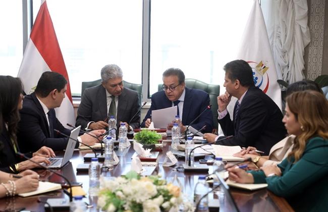 وزيرا الصحة والسياحة يبحثان استراتيجية تكاملية للارتقاء بالخدمات الطبية للسائحين
