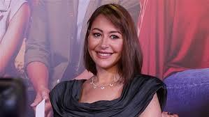 أحمد السعدني ينعى والد الفنانة منة شلبي 