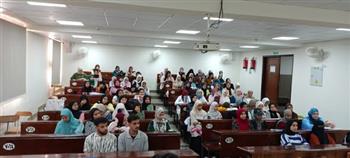 مكتب شكاوى المرأة بالمجلس القومي للمرأة بقنا ينفذ ندوات توعوية بكلية العلوم بجامعة قنا