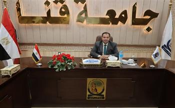 رئيس جامعة قنا يبحث تطوير منظومة التأمين الصحي للعاملين ويؤكد: الرعاية الصحية على رأس أولوياتنا